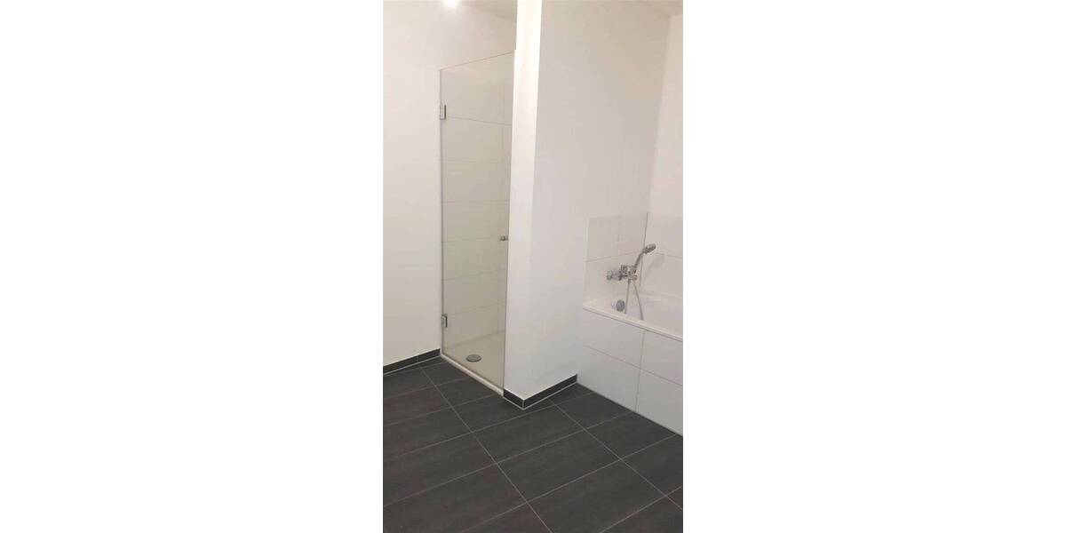 Etagenwohnung Mönchengladbach Stadtmitte - 3 Zimmer, 87 m&sup2;, 1.158&euro; | Angebot:26585753