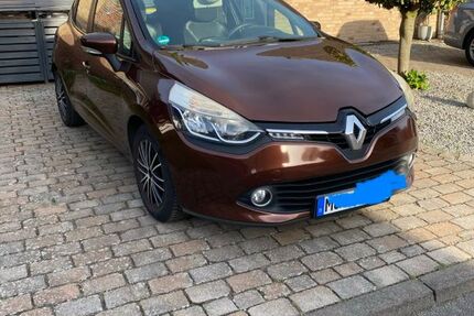 Renault Clio 95.000 km 5.800 &euro; Mönchengladbach 41199