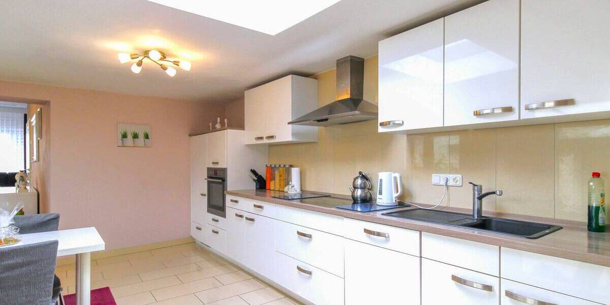 Reihenmittelhaus Heinsberg Oberbruch - 6 Zimmer, 172 m&sup2;, 280.000&euro; | Angebot:26037303