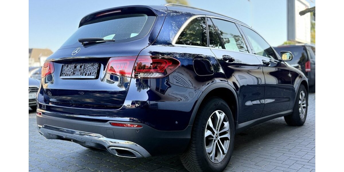 Mercedes-Benz GLC 220 d 4Matic / 1.Hd / MBUX / Kamera / Leder 99.000 km 32.490 &euro; Mönchengladbach 41066