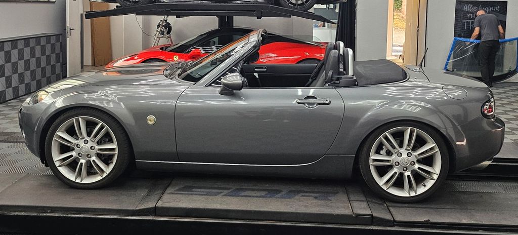 Mazda MX-5 32.900 km 18.900 &euro; Düsseldorf 40237
