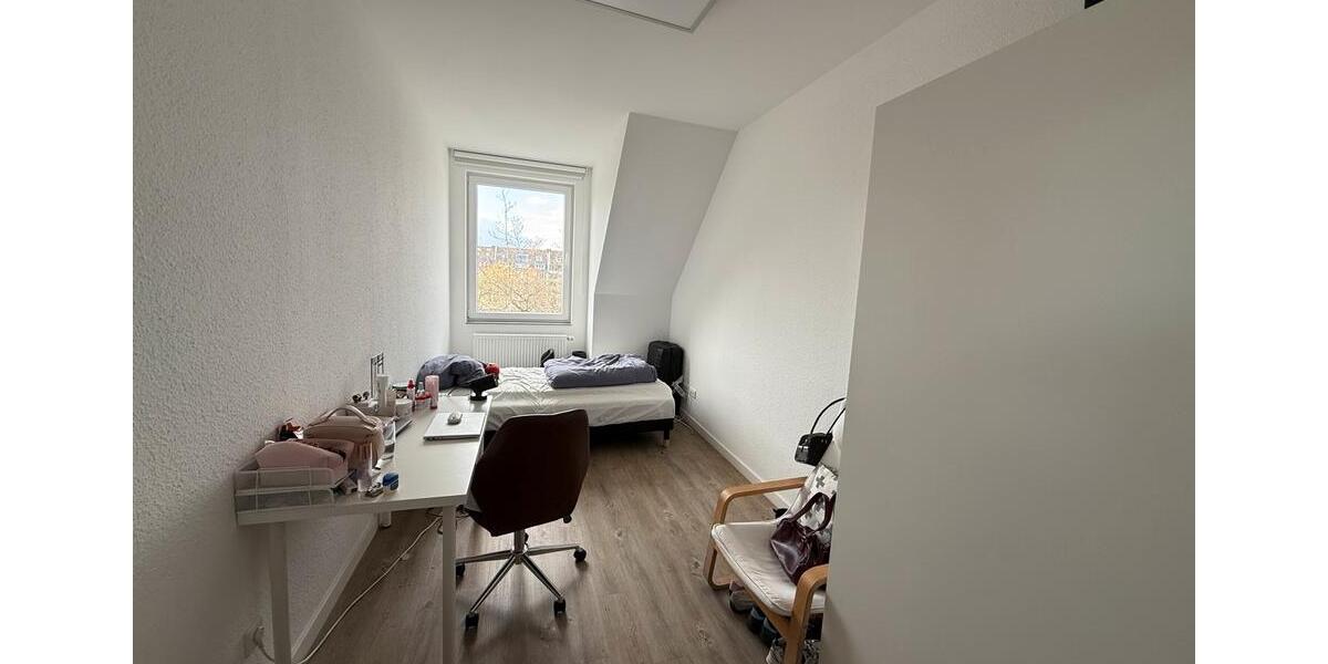 Etagenwohnung Düsseldorf Pempelfort - 1 Zimmer, 17 m&sup2;, 530&euro; | Angebot:25988586