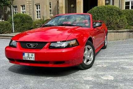 Ford Mustang 86.000 km 9.900 &euro; Düsseldorf 40599