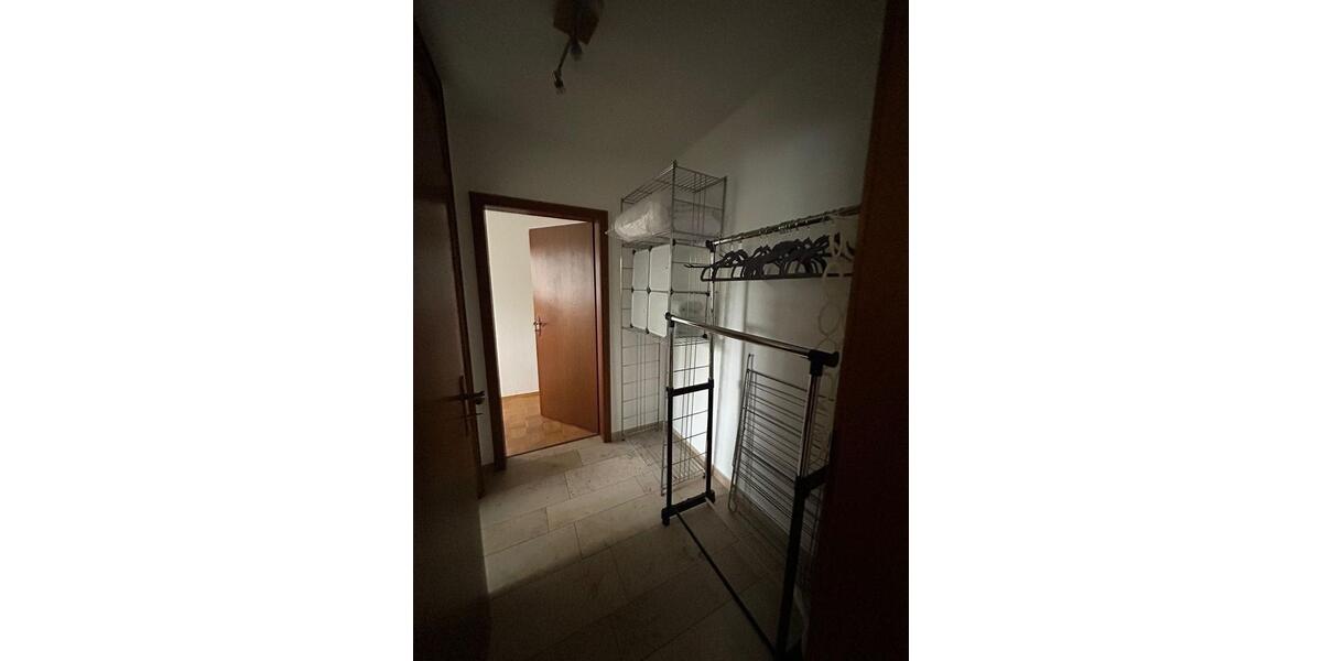 Erdgeschoßwohnung Viersen Hülsdonk - 2 Zimmer, 80 m&sup2;, 1.200&euro; | Angebot:26612539
