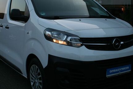 Opel Vivaro 25.550 km 22.990 &euro; Mönchengladbach 41065