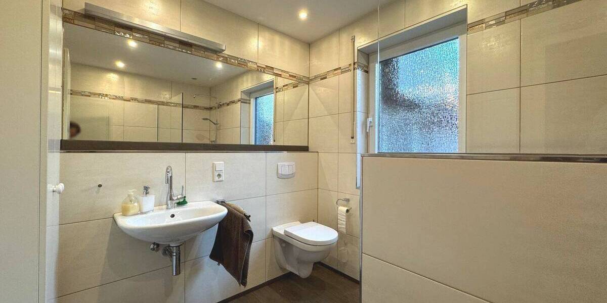 Einfamilienhaus Viersen Süchteln - 7 Zimmer, 180 m&sup2;, 242.000&euro; | Angebot:26842212