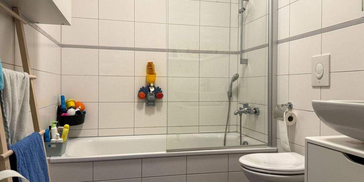 Reihenmittelhaus Neuss Furth-Süd - 5 Zimmer, 159 m&sup2;, 669.000&euro; | Angebot:25862487