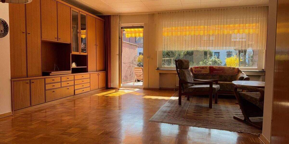 Reihenmittelhaus Krefeld Inrath/Kliedbruch - 4 Zimmer, 110 m&sup2;, 328.000&euro; | Angebot:25879795