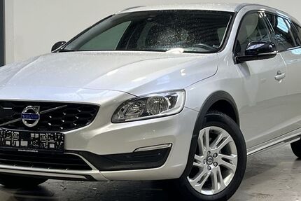 Volvo V60 203.712 km 10.999 &euro; Düsseldorf 40599