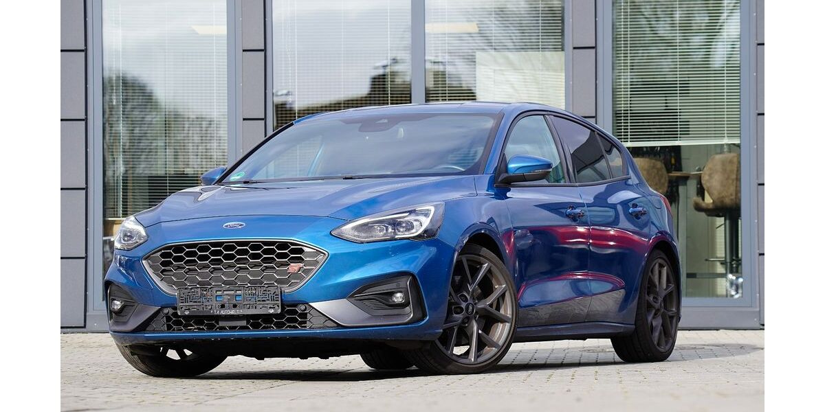 Ford Focus 178.000 km 14.900 &euro; Korschenbroich 41352