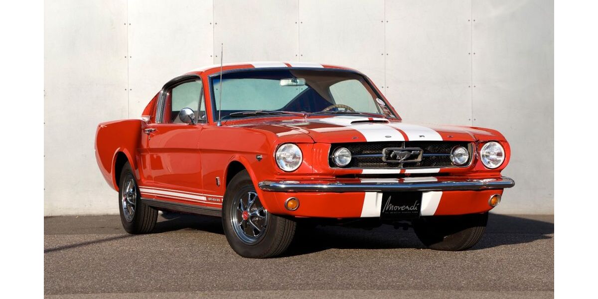 Ford Mustang 107.400 km 59.500 &euro; Düsseldorf 40591