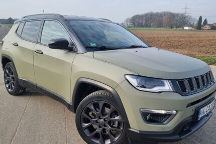Jeep Compass 73.000 km 24.900 &euro; Willich 47877