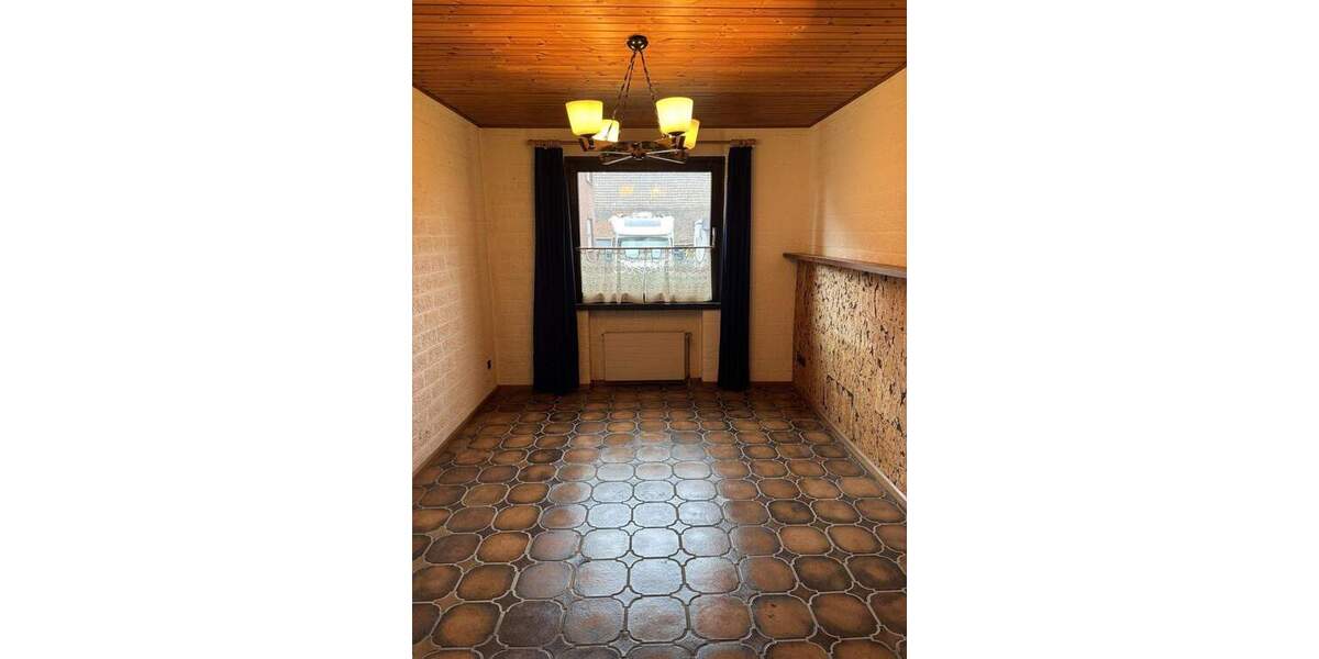 Einfamilienhaus Krefeld Traar - 7 Zimmer, 214 m&sup2;, 750.000&euro; | Angebot:25693386