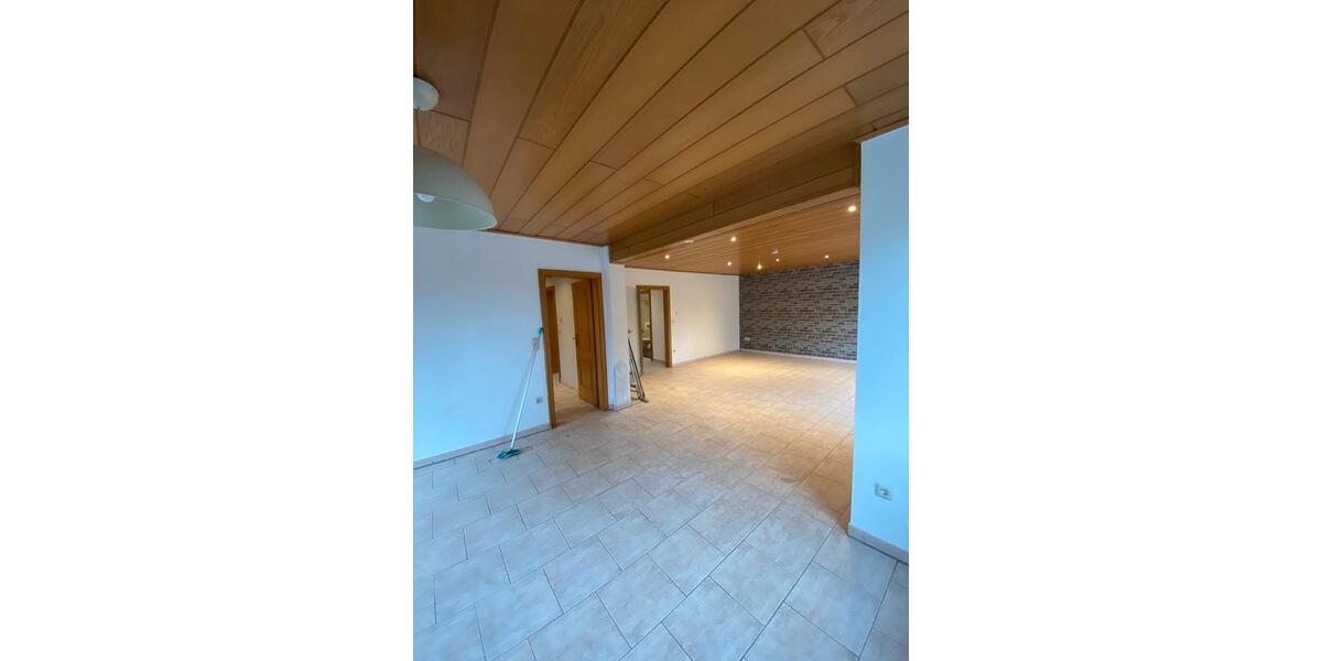 Erdgeschoßwohnung Straelen - 3 Zimmer, 125 m&sup2;, 1.000&euro; | Angebot:26604532
