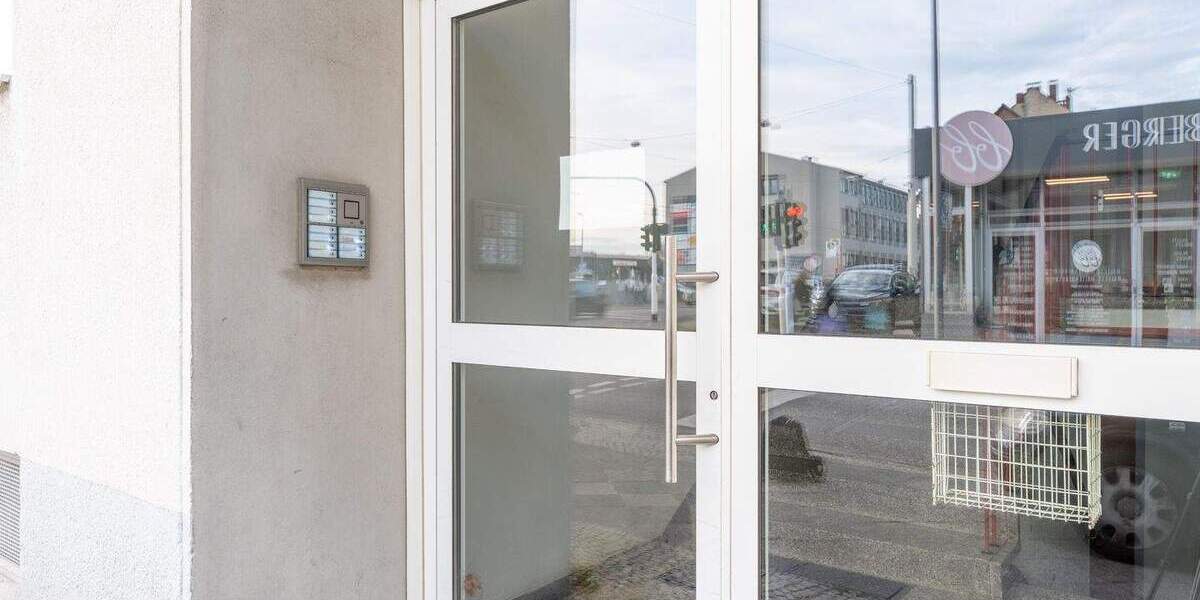 Etagenwohnung Krefeld Kempener Feld/Baakeshof - 6 Zimmer, 188 m&sup2;, 299.000&euro; | Angebot:25736351