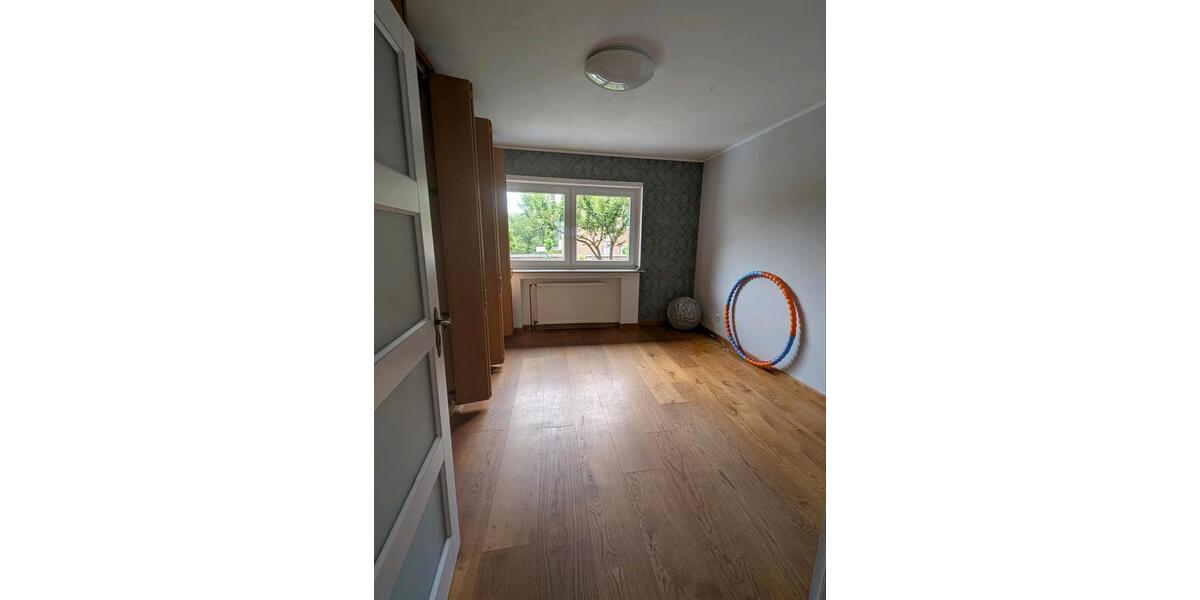 Mehrfamilienhaus, Wohnhaus Schwalmtal - 8 Zimmer, 160 m&sup2;, 470.000&euro; | Angebot:26484942