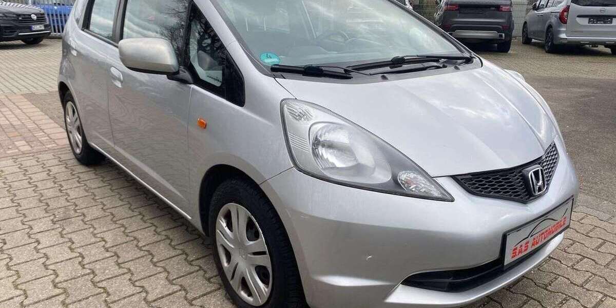 Honda Jazz 148.356 km 3.500 &euro; Moers 47445