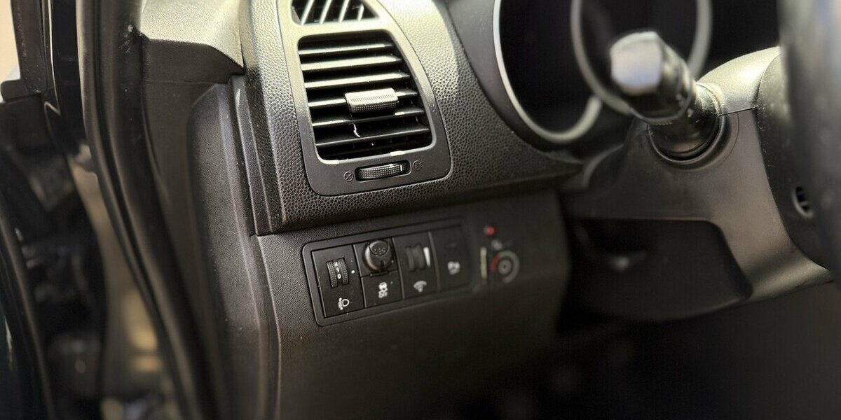 Kia Venga Vision / Klima / Navi / AHK / Pano / LPG 130.000 km 5.990 &euro; Mönchengladbach 41066