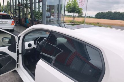 Seat Mii 37.950 km 8.500 &euro; Mönchengladbach 41199