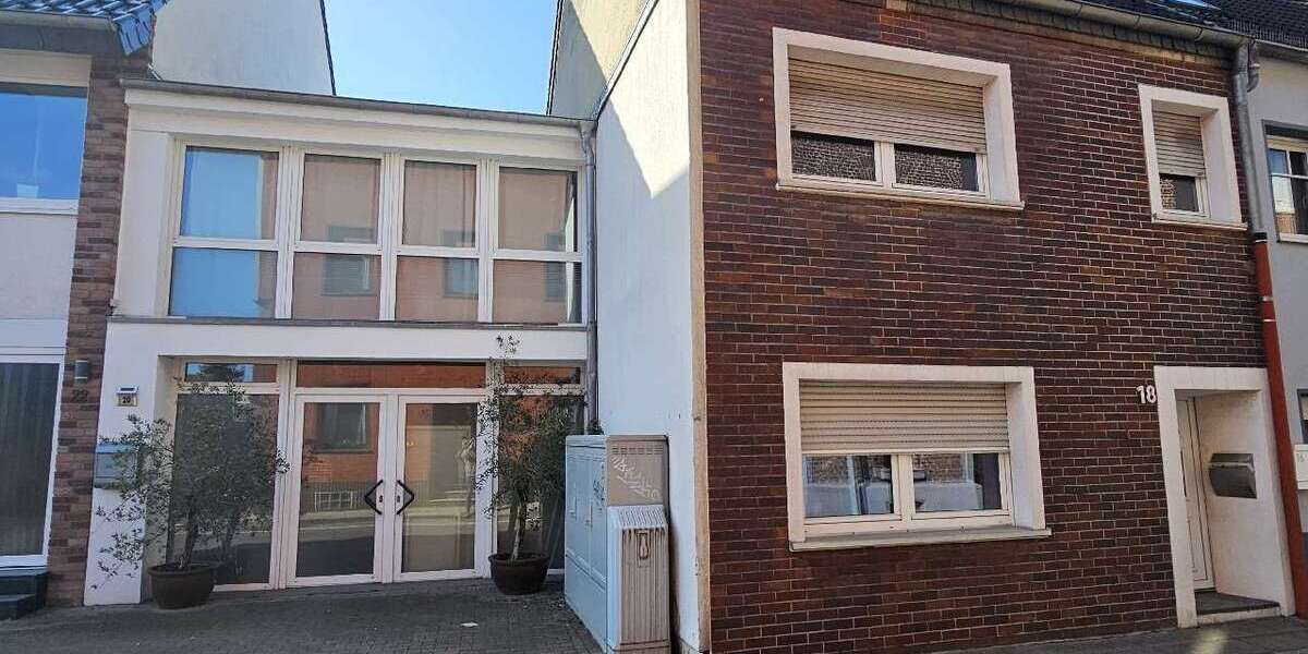 Einfamilienhaus Krefeld Hüls - 12 Zimmer, 404 m&sup2;, 749.000&euro; | Angebot:25451630