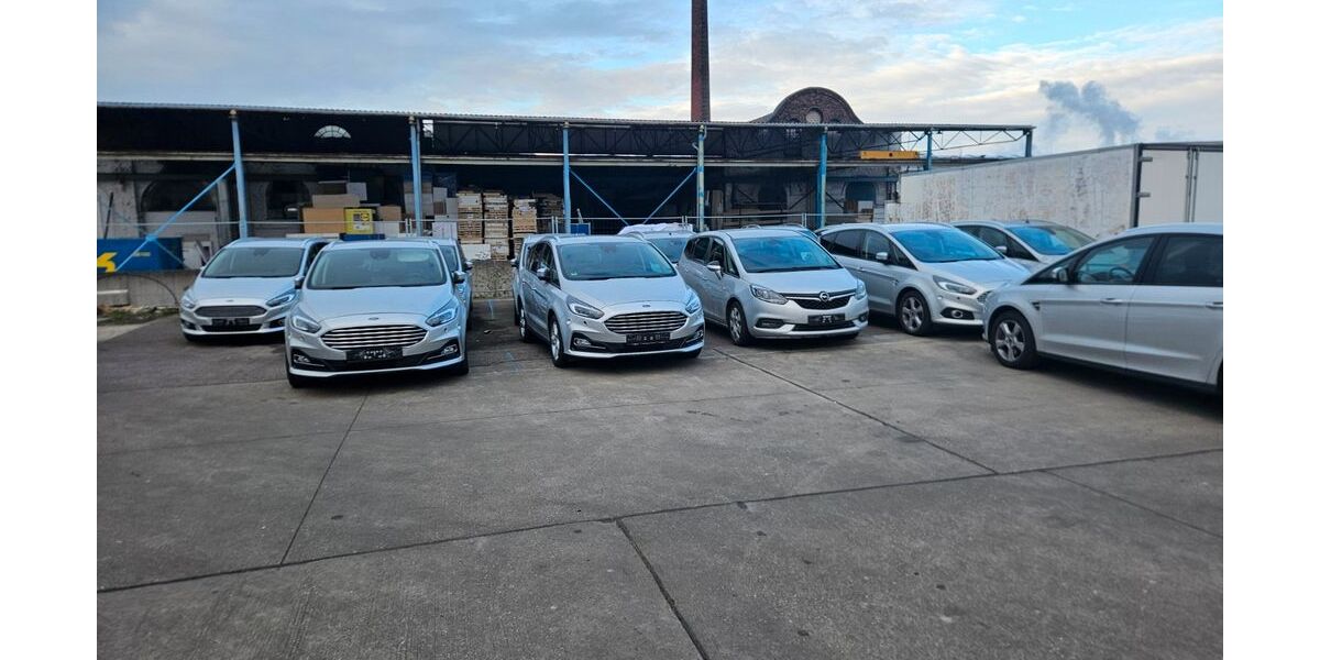 Ford S-Max 158.500 km 12.499 &euro; Neuss 41462