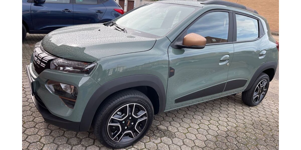 Dacia Spring 21.000 km 14.000 &euro; Heinsberg 52525