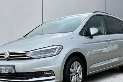VW Touran 84.563 km 24.880 &euro; Viersen 41751