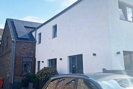 Haus Krefeld / Bockum Bockum - 6 Zimmer, 145 m&sup2;, 695.000&euro; | Angebot:26916692