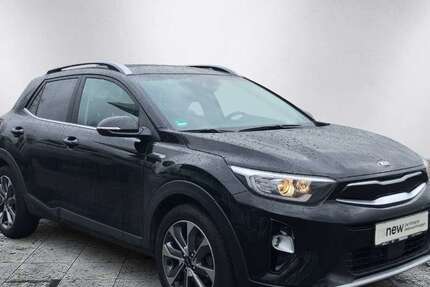 Kia Stonic 75.000 km 16.490 &euro; Brüggen 41379