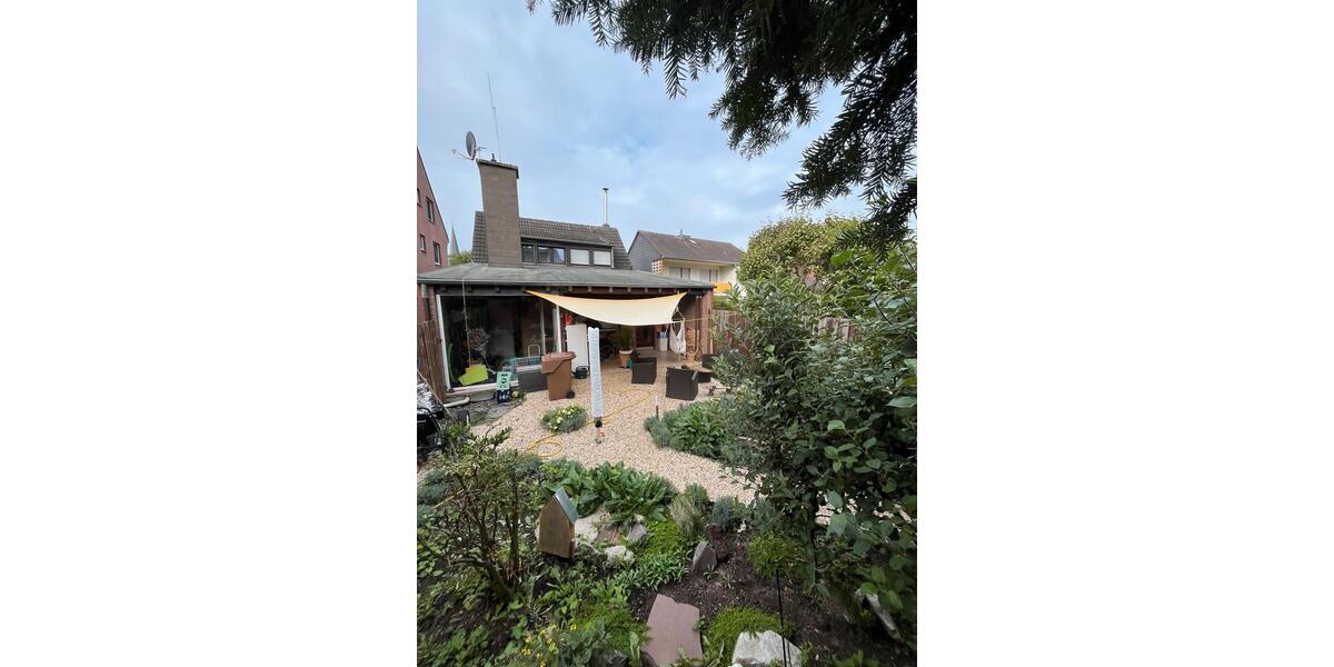 Einfamilienhaus Neuss Holzheim - 4 Zimmer, 114 m&sup2;, 380.000&euro; | Angebot:25976047