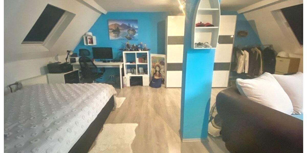 Mehrfamilienhaus, Wohnhaus Krefeld Stadtmitte - 5 Zimmer, 140 m&sup2;, 249.000&euro; | Angebot:25776323