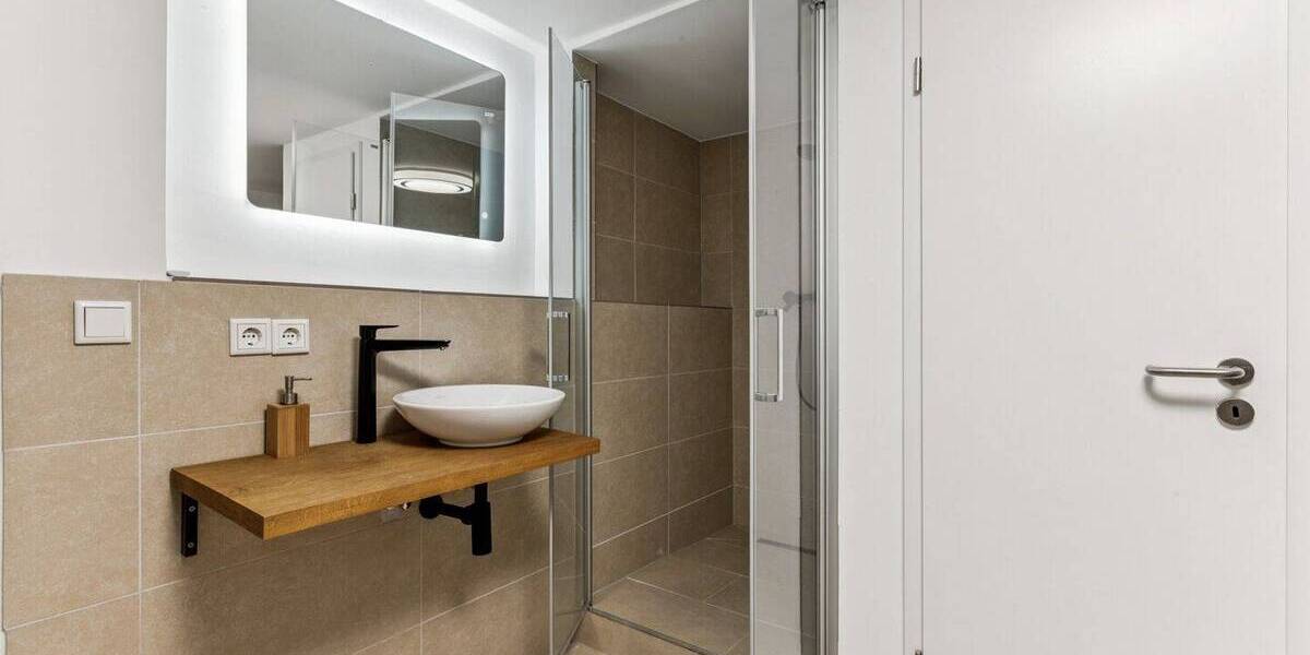 Etagenwohnung Meerbusch Büderich - 3 Zimmer, 122 m&sup2;, 495.000&euro; | Angebot:25958636