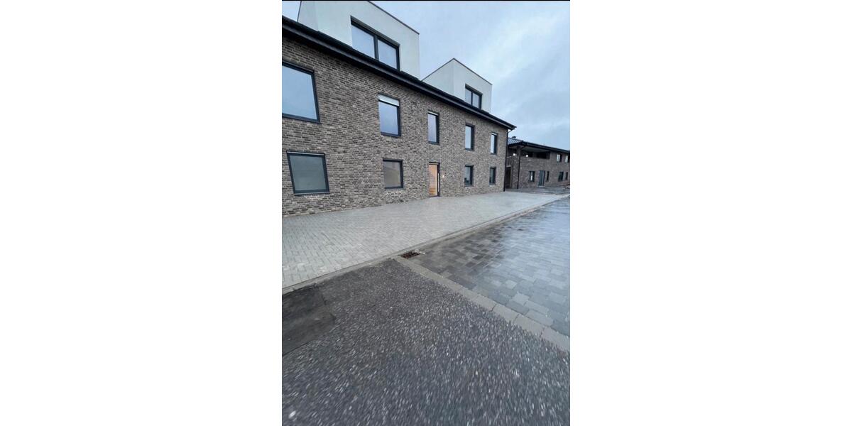 Dachgeschoßwohnung Heinsberg - 2 Zimmer, 70 m&sup2;, 1.145&euro; | Angebot:25327992