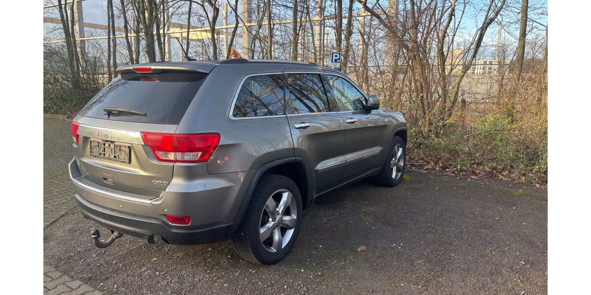 Jeep Grand Cherokee 263.900 km 9.750 &euro; Viersen 41748