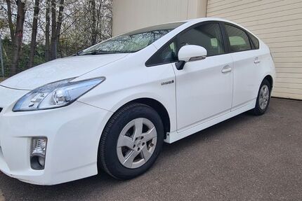 Toyota Prius 163.000 km 7.900 &euro; Mönchengladbach 41238