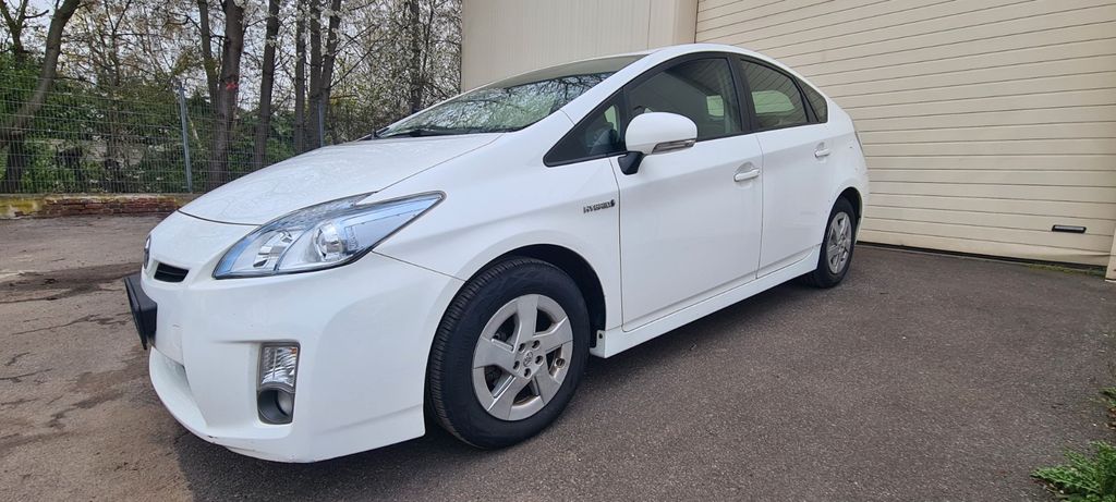 Toyota Prius 163.000 km 7.900 &euro; Mönchengladbach 41238