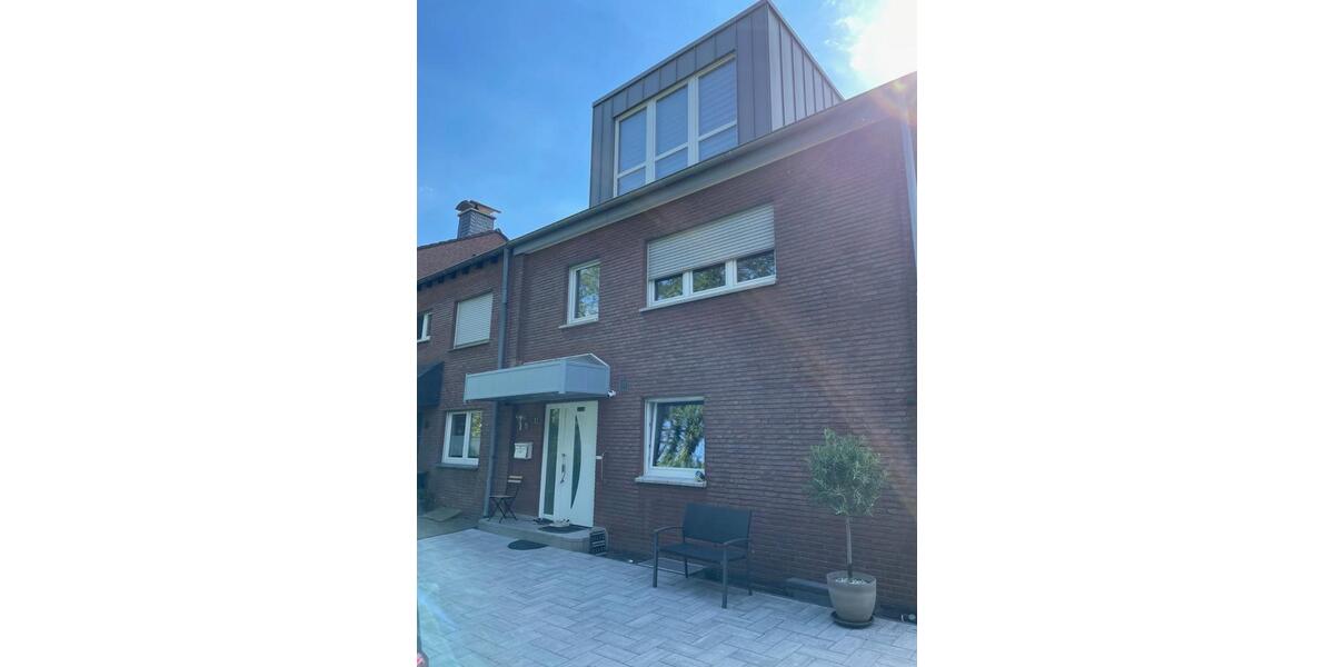 Einfamilienhaus Moers Schwafheim - 7 Zimmer, 215 m&sup2;, 675.000&euro; | Angebot:26941541