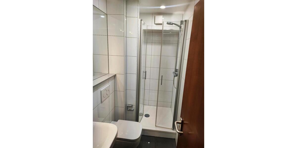 Etagenwohnung Düsseldorf Stadtbezirk 5 - 1 Zimmer, 20 m&sup2;, 600&euro; | Angebot:25443973