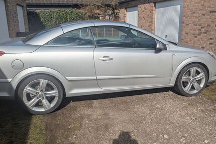 Opel Astra 95.000 km 3.999 &euro; Geldern 47608