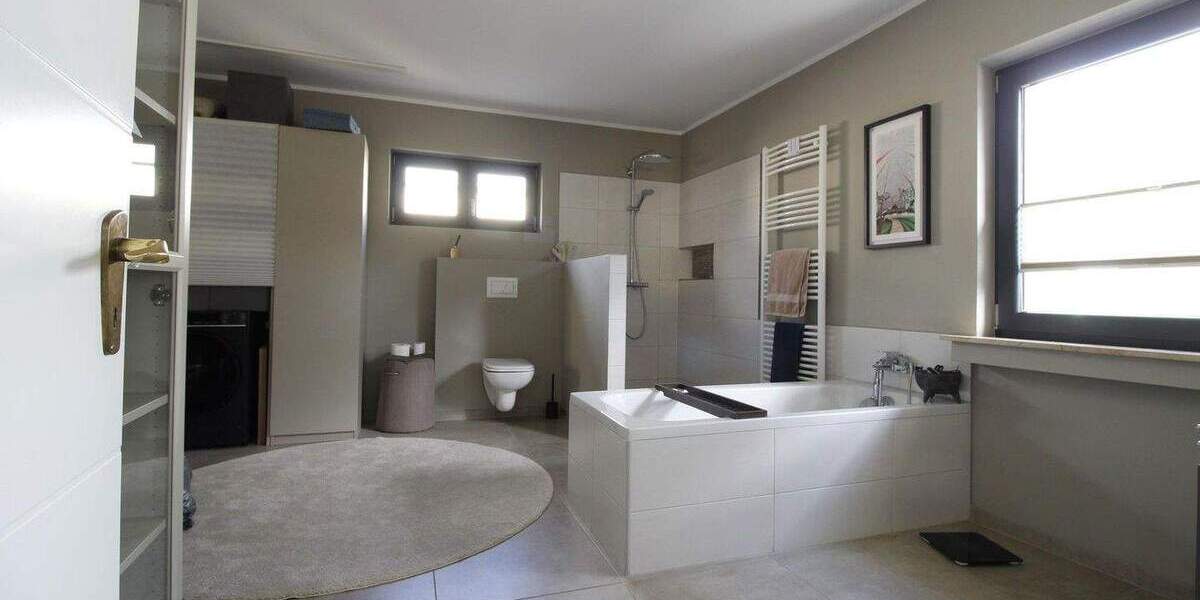 Bungalow Wegberg Watern - 5 Zimmer, 160 m&sup2;, 545.000&euro; | Angebot:25676129