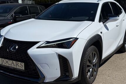 Lexus UX 25.802 km 33.450 &euro; Kamp-Lintfort 47475