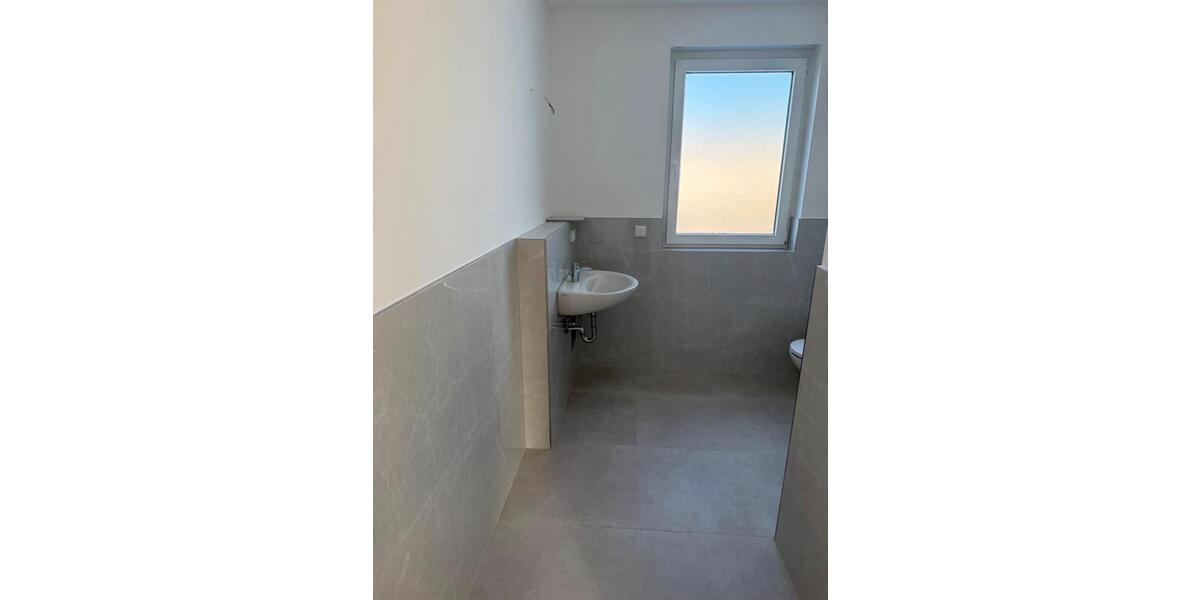 Etagenwohnung Mönchengladbach Nord - 2 Zimmer, 67 m&sup2;, 1.150&euro; | Angebot:25906203