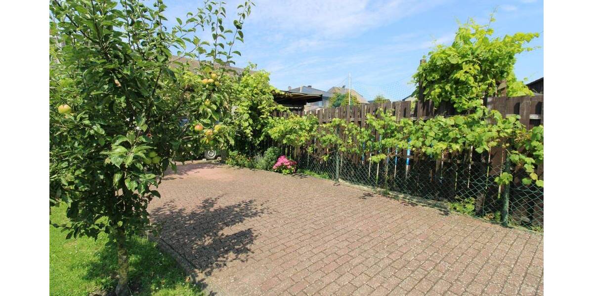 Reihenmittelhaus Heinsberg Oberbruch - 6 Zimmer, 172 m&sup2;, 280.000&euro; | Angebot:26037303