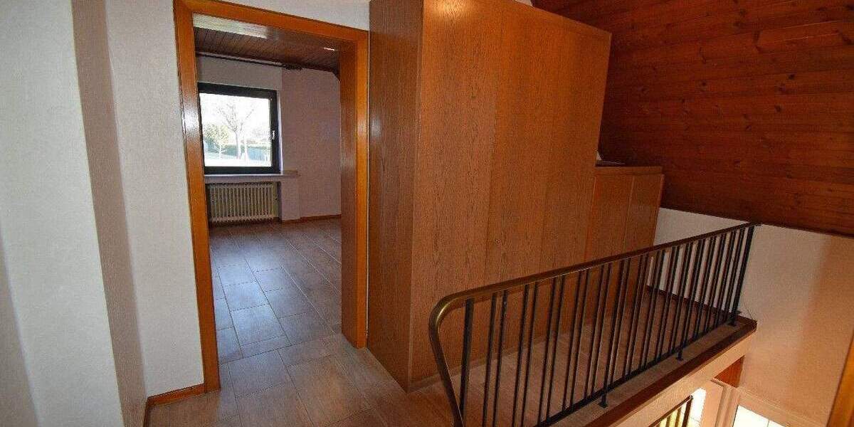 Mehrfamilienhaus, Wohnhaus Brüggen - 8 Zimmer, 153 m&sup2;, 393.000&euro; | Angebot:25742476