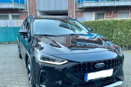 Ford Focus 22.000 km 20.490 &euro; Mönchengladbach 41239