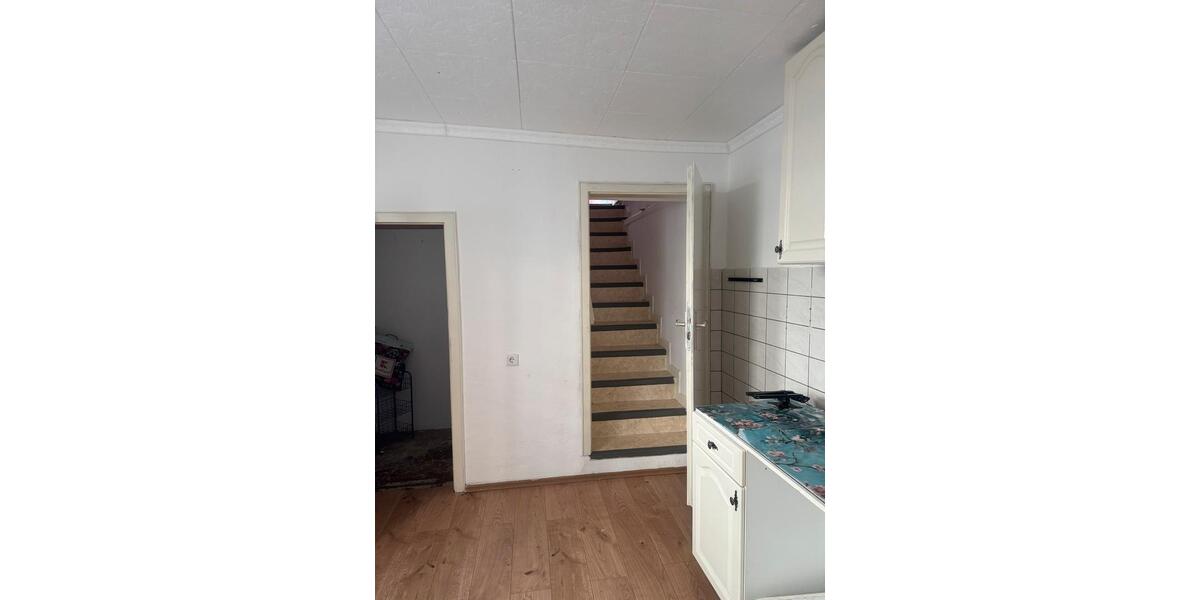 Erdgeschoßwohnung Grevenbroich - 3 Zimmer, 72 m&sup2;, 1.000&euro; | Angebot:25640107