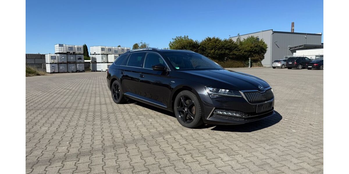 Skoda Superb 264.000 km 13.900 &euro; Brüggen 41379