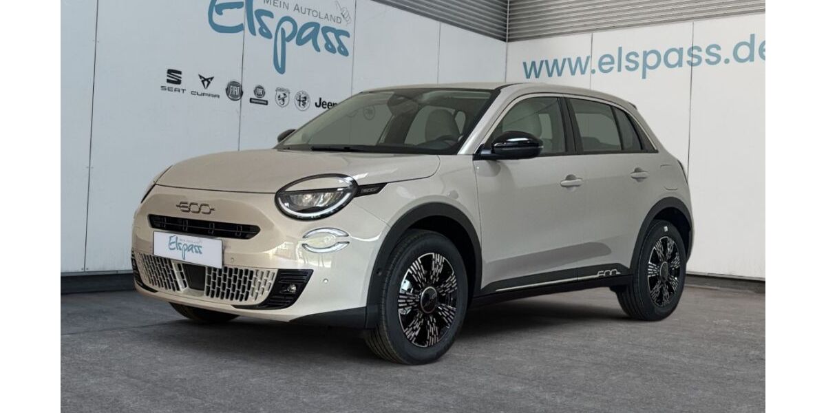 Fiat 600 9.990 km 25.789 &euro; Moers 47445