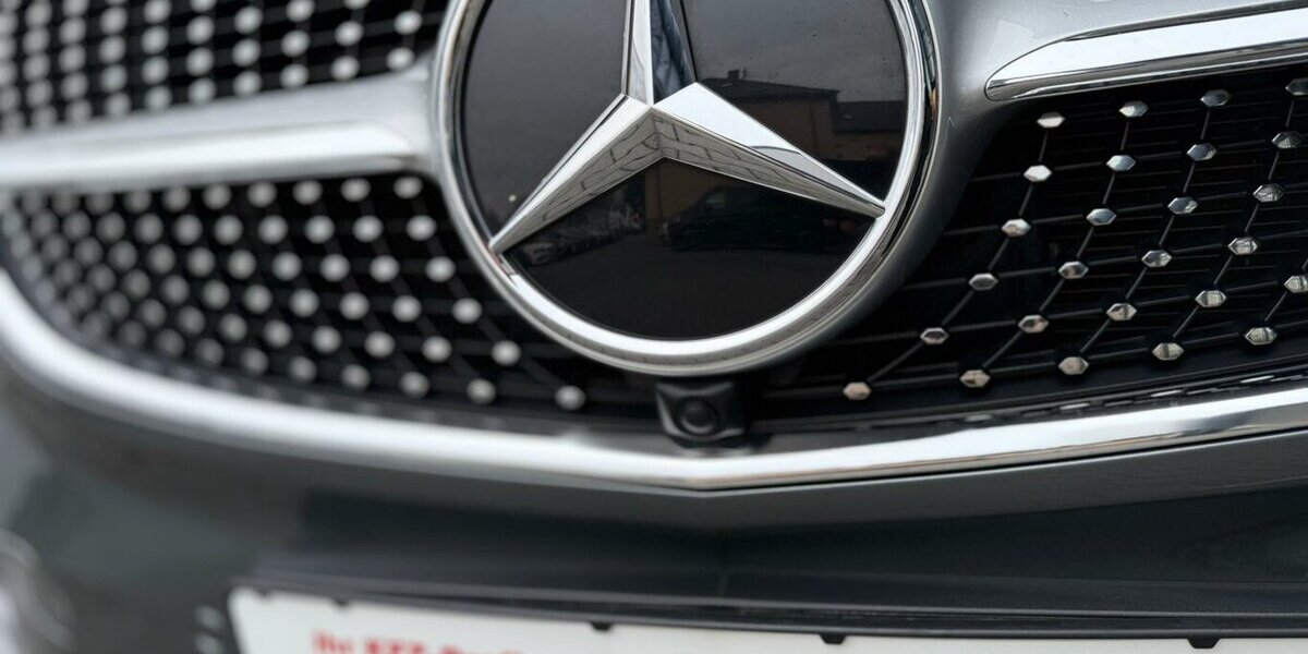 Mercedes-Benz V 300 d Lang / AMG Paket / 4MATIC / Leder / AHK 70.000 km 54.490 &euro; Mönchengladbach 41066