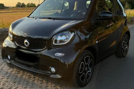 Smart ForTwo 50.500 km 11.900 &euro; Düsseldorf 40547